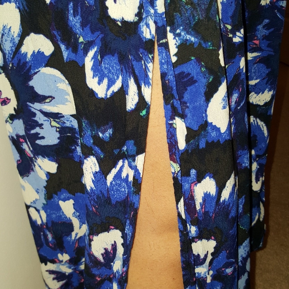 Dress - Picture 4 of 6